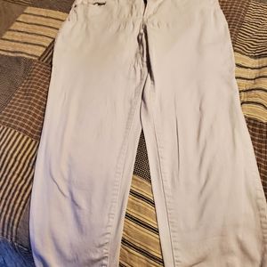 Crown Ivy White Jean Capris